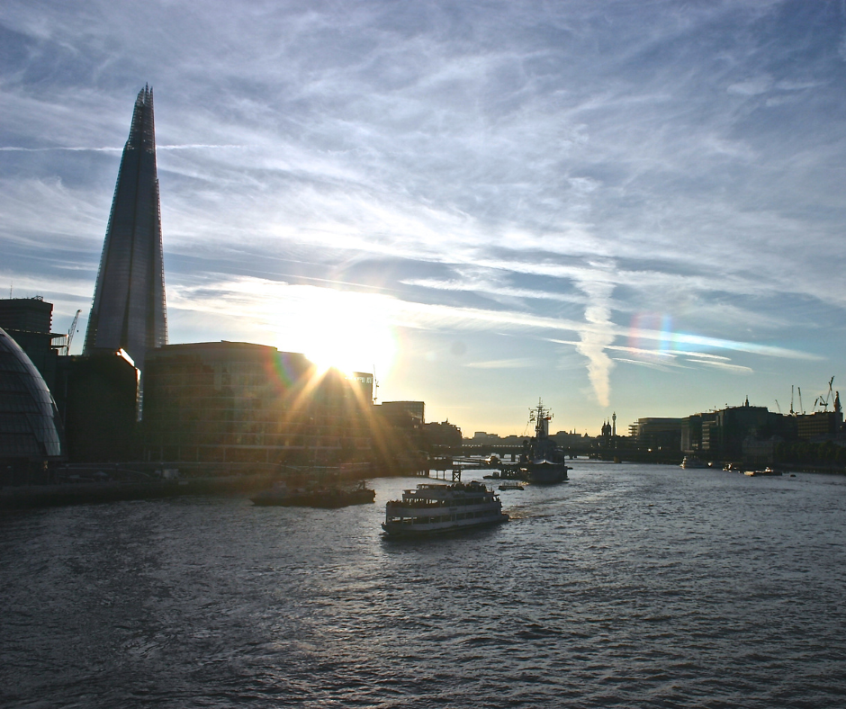London River Cruise. London Travel Tips