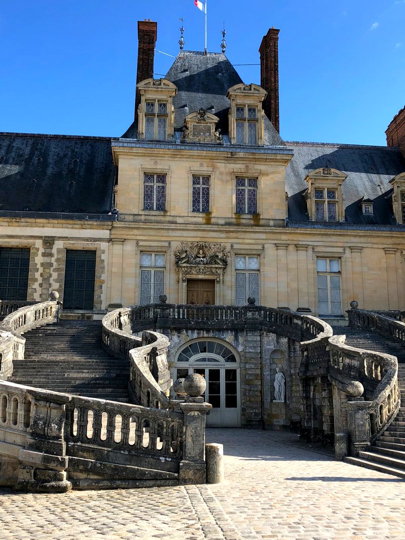 Chateau de Fontainebleau, former main entrance