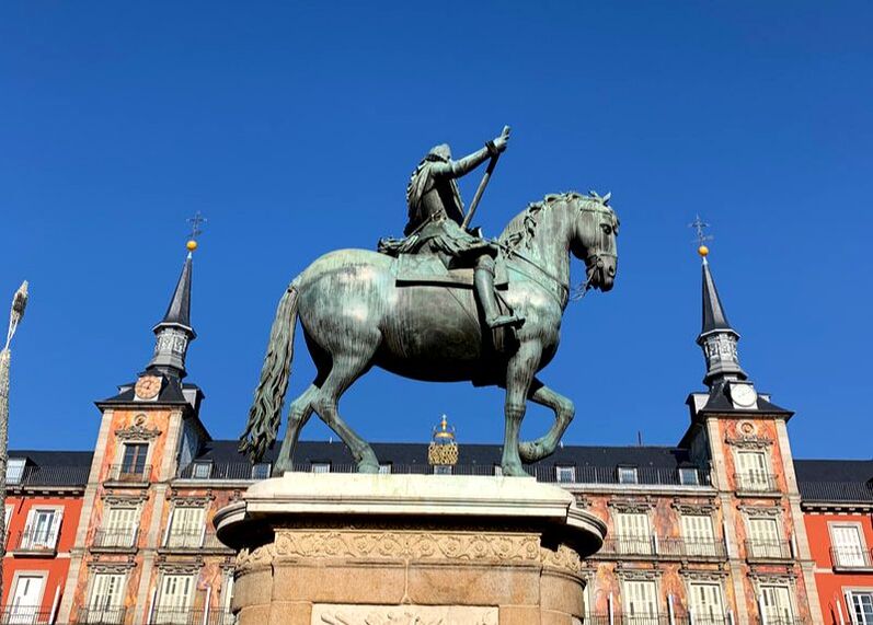 Plaza Mayor, Madrid. 10 Things to Know About Madrid.
