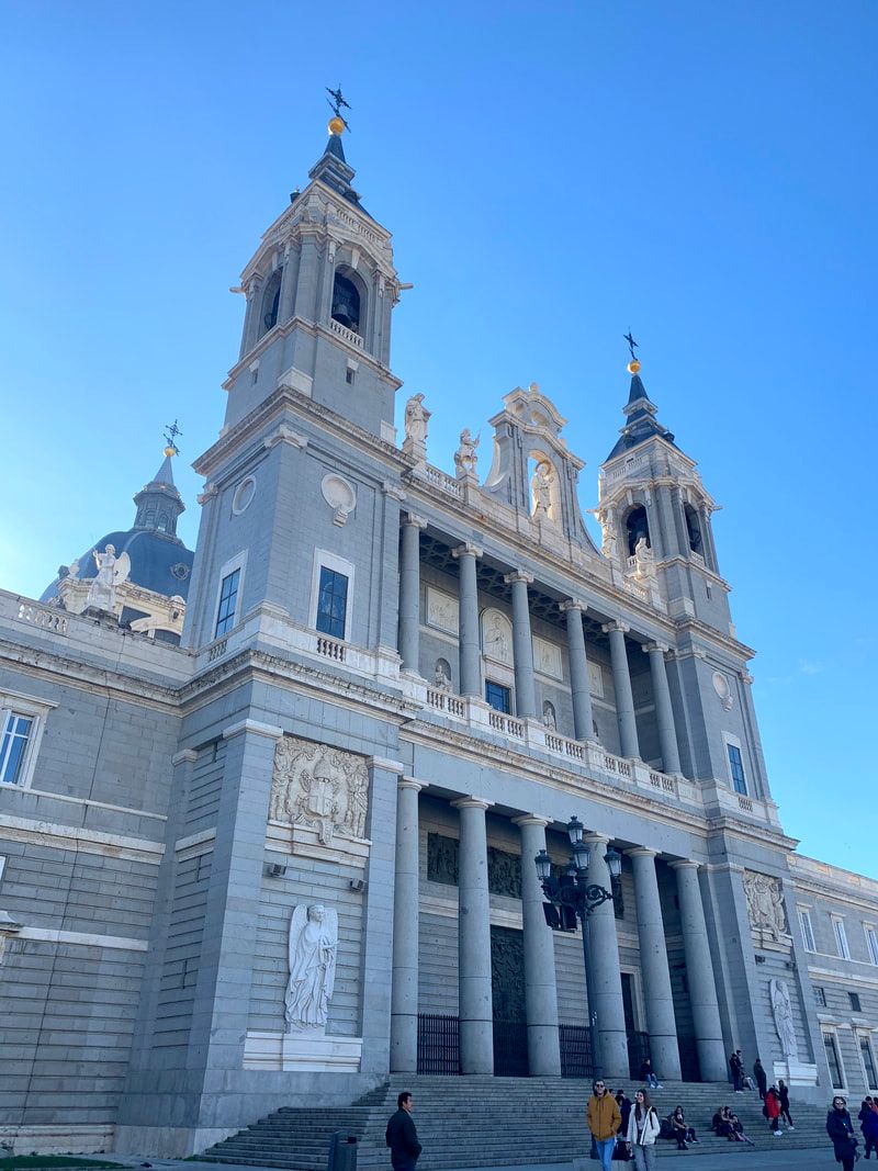 Catedral de la Almudena, Madrid. 10 Things to Know about Madrid.