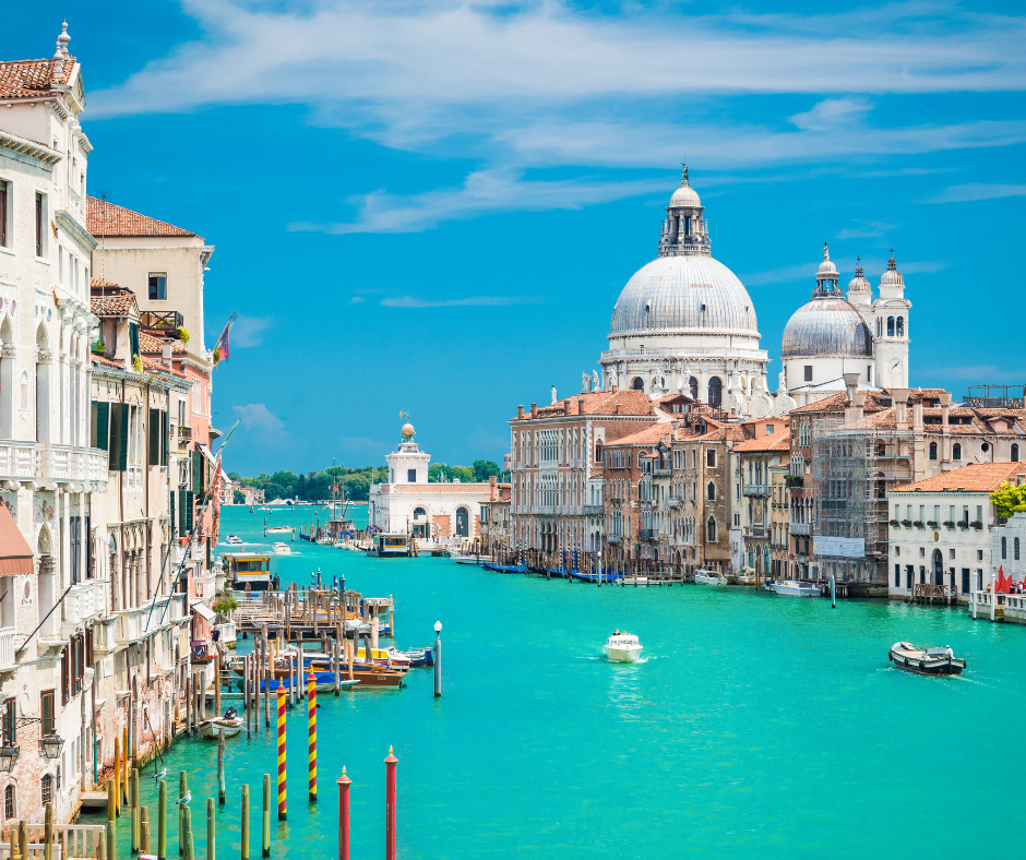 Venice. What to Wear in Italy in Summer.